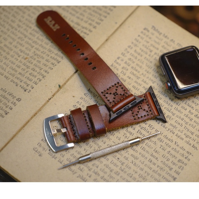 Dây apple watch da bò nâu đỏ handmade bền chắc cực đẹp RAM Leather Leathr simple x3 - tặng khóa chốt và adapter