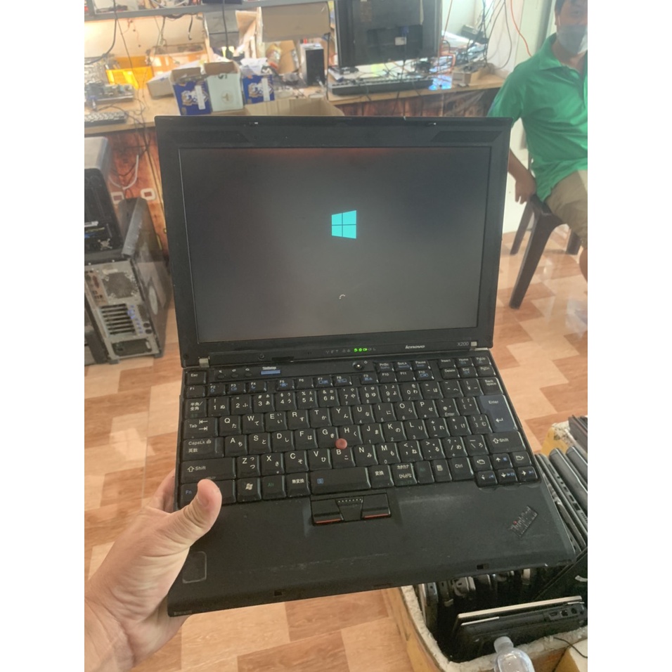 Laptop lenovo x200 chính hãng