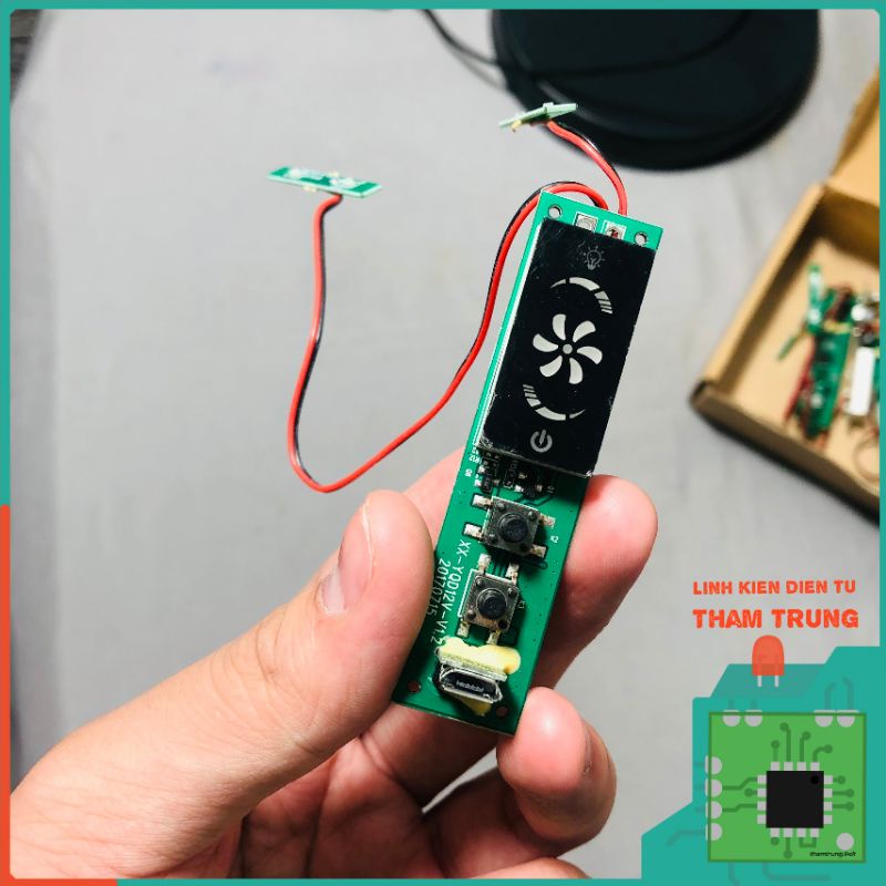 Bảng mạch cho quạt mini 5V tích hợp đèn led ( Có màn hình )