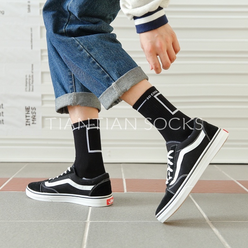 TIAN TIAN T099 Tất nam cổ cao Sản phẩm chất lượng cao Vớ thể thao ống vừa thoáng khí thấm hút mồ hôi màu trắng đen phong cách Hàn Quốc