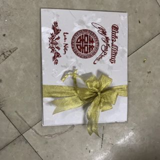 Sổ kí tên đám cưới