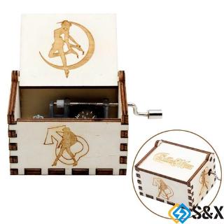 Hộp nhạc gỗ hình thủy thủ mặt trăng