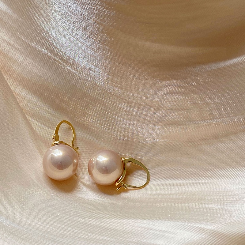 Đôi khuyên tai WE FLOWER mạ vàng 14K đính hạt ngọc trai nhân tạo tròn thời trang thanh lịch dành cho nữ
