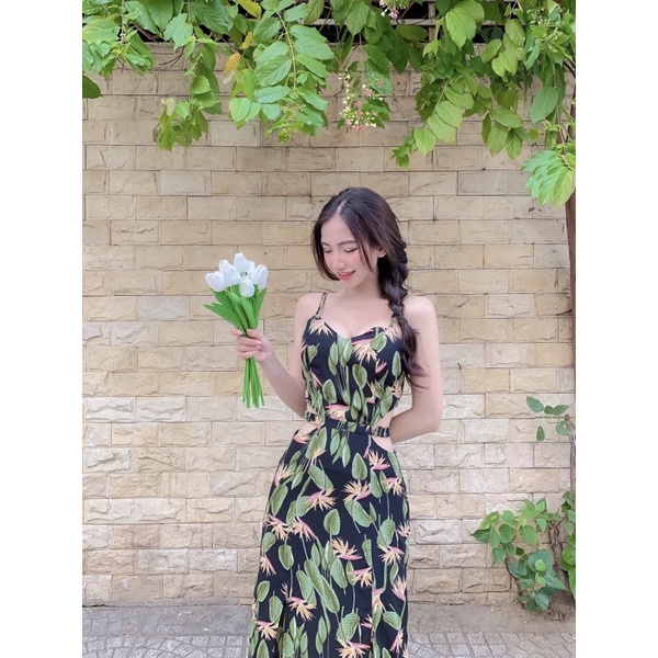 Maxi khoét eo xẻ thun 2cm Yoona