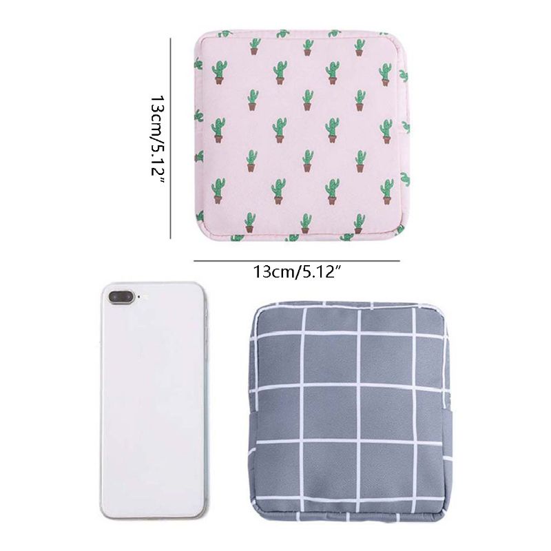 Túi đựng băng vệ sinh họa tiết chấm bi xinh xắn