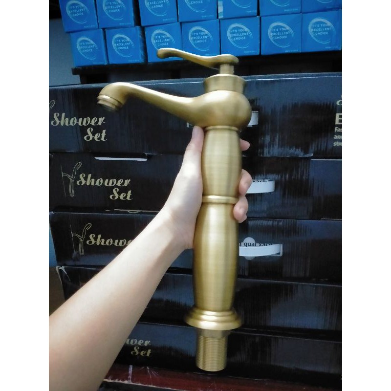 Vòi lavabo đồng thau cổ điển dáng Đèn thần