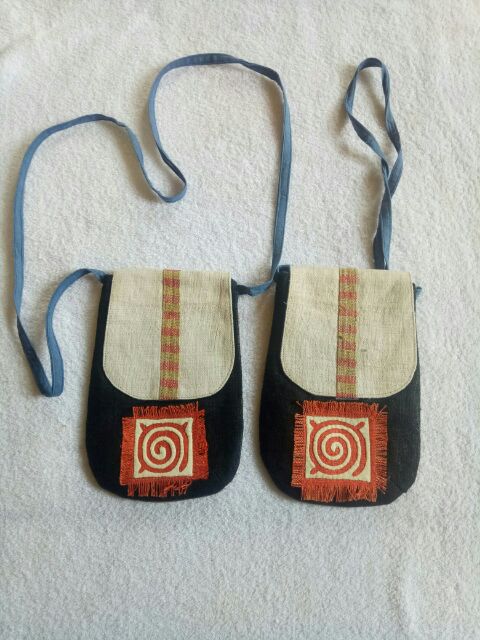 Túi thổ cẩm lanh Hà Giang