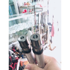Cán Vợt Cacbon ốc 8,10 dài 2,42m.Trắng,Xanh ngẫu nhiên