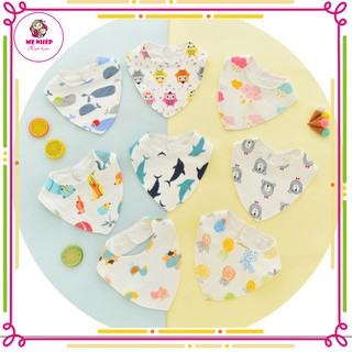 Khăn yếm tam giác chất liệu cotton có cúc bấm sau gáy