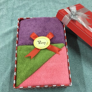 Hộp quà tặng khăn Poemy