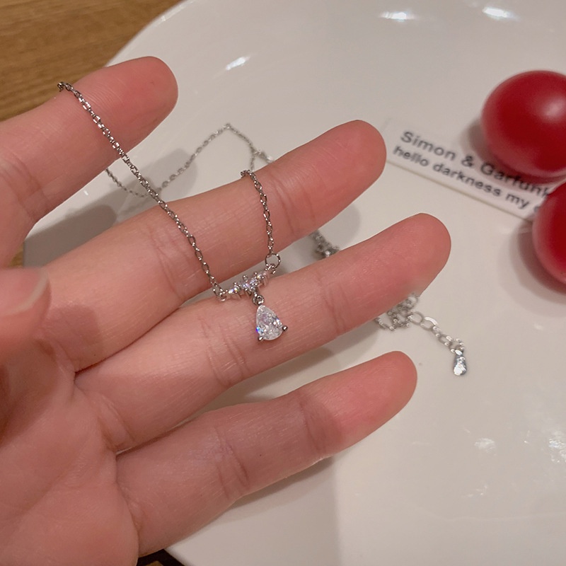 Vòng cổ Mặt Hình Giọt Nước Đính Đá Zircon Đơn Giản Phong Cách Hàn Quốc