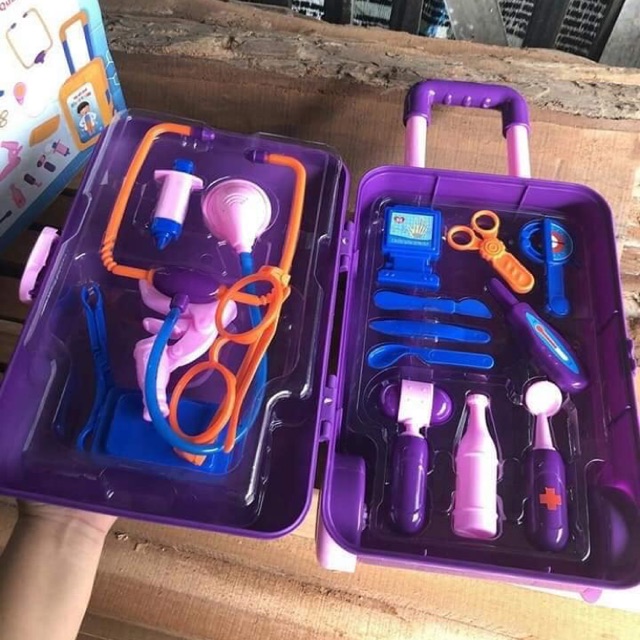 Vali cho bé nhập vai bác sĩ tí hon