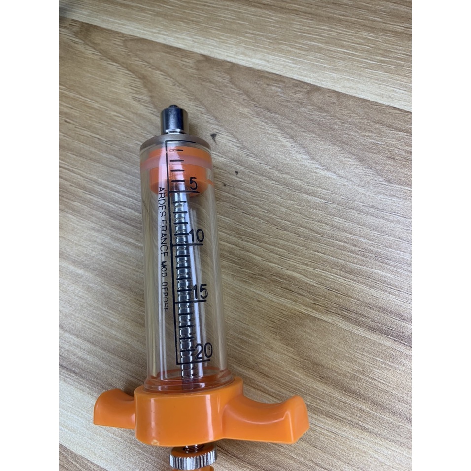 XI LANH TIÊM ARDES 20ml  có 2 loại zoong trắng và zoong đỏ. Xi chích heo