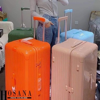 Vali kéo du lịch
