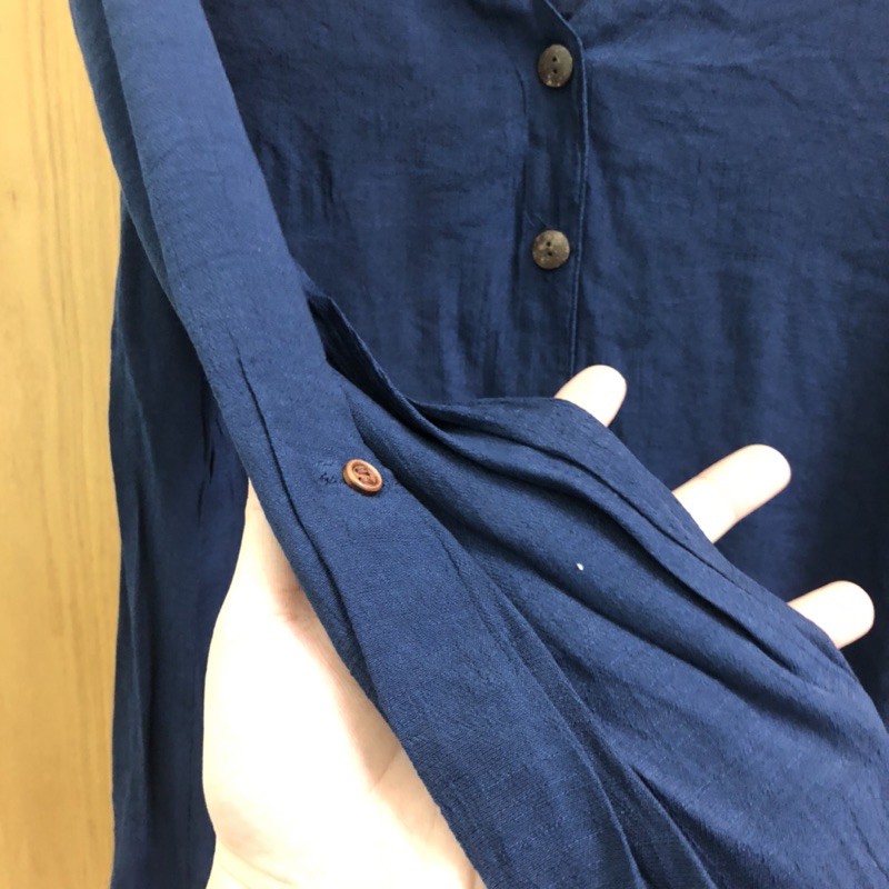 Áo Sơ Mi Cotton Xô APT.9 Cổ Thuyền Tay Dài Gài Nút Navy
