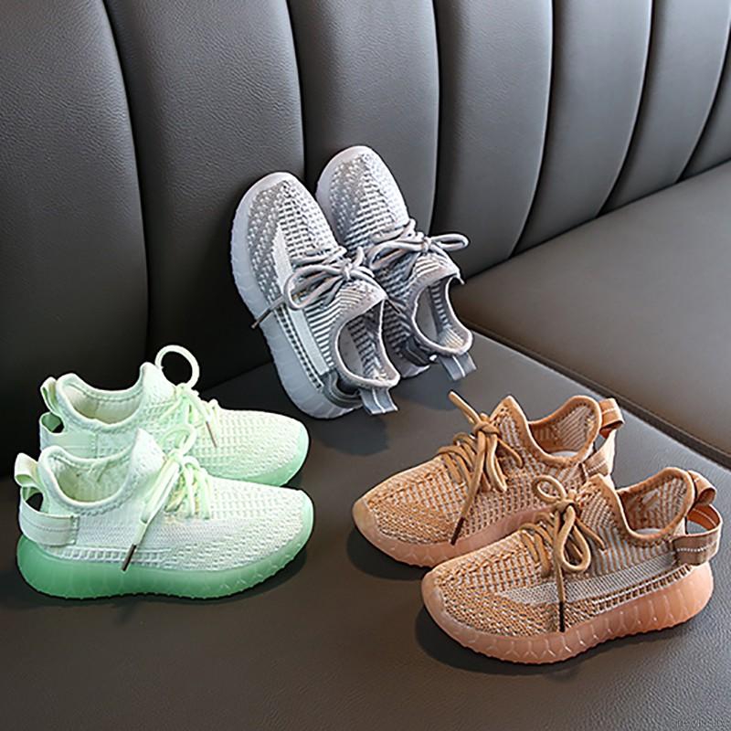 Giày thể thao thoáng khí chống trượt phong cách Hàn Quốc dành cho các bé