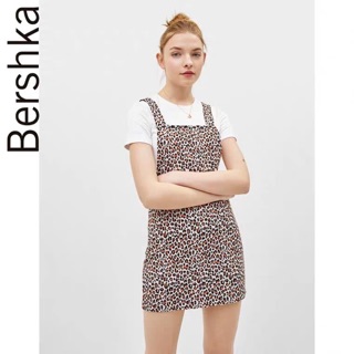 Yếm bershka