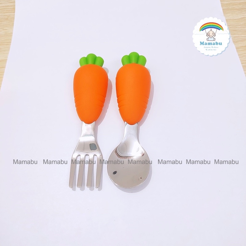 Set Thìa Dĩa Tập Xúc Tập Ăn Cho Bé Hình Cà Rốt, Chân Mèo Đáng Yêu Chất Liệu Inox 304 An Toàn Mamabu