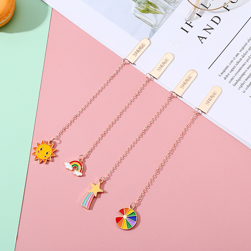 Thẻ Đánh Dấu Trang Sách Chất Liệu Kim Loại Thiết Kế Hình Đám Mây / Cầu Vồng Độc Đáo