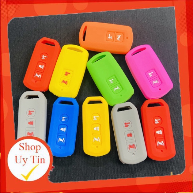 ỐP VỎ BỌC BẢO VỆ CHÌA KHÓA SMARTKEY 3 NÚT NHỰA DẺO CAO CẤP