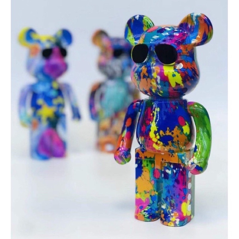 Loa bluetooth mô hình gấu Bearbrick hottrend âm hay, bass chuẩn