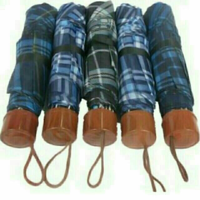 Dù che nắng che mưa