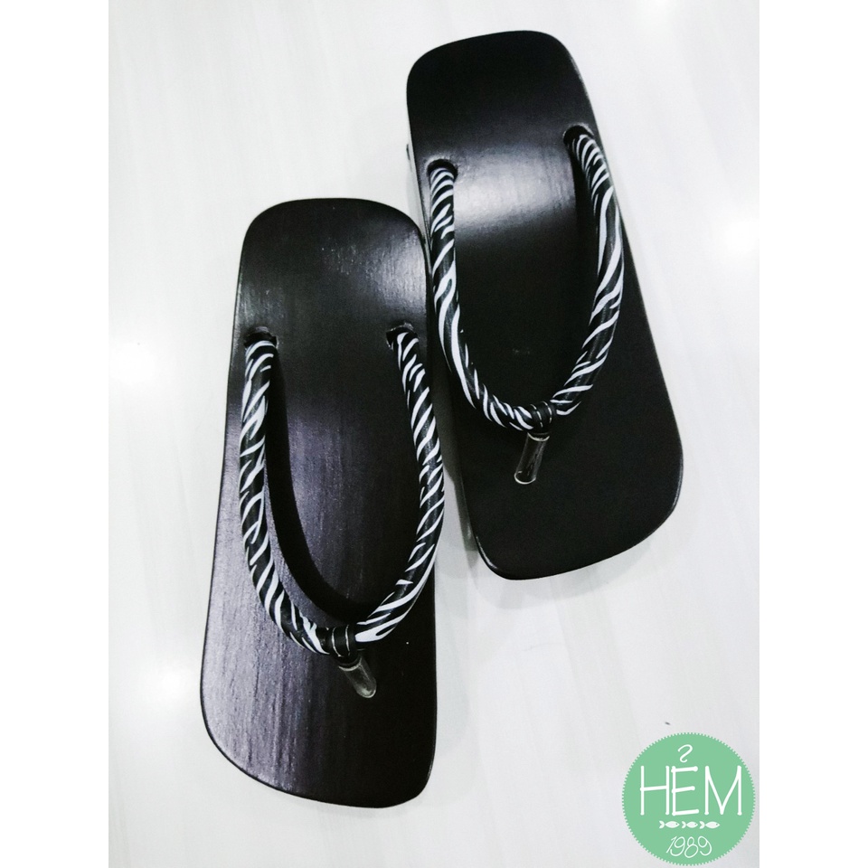 Guốc gỗ Nhật, Geta 2 phân, 4 phân quai da sọc vằn