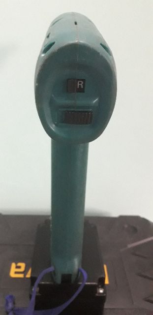 Máy bắn bulong Makita