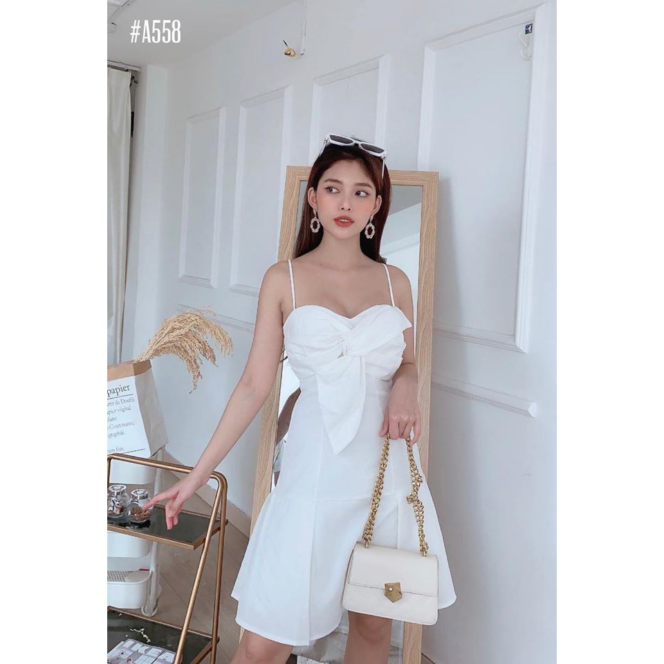 Đầm maxi 2 dây xoắn ngực dễ thương Wan Dress