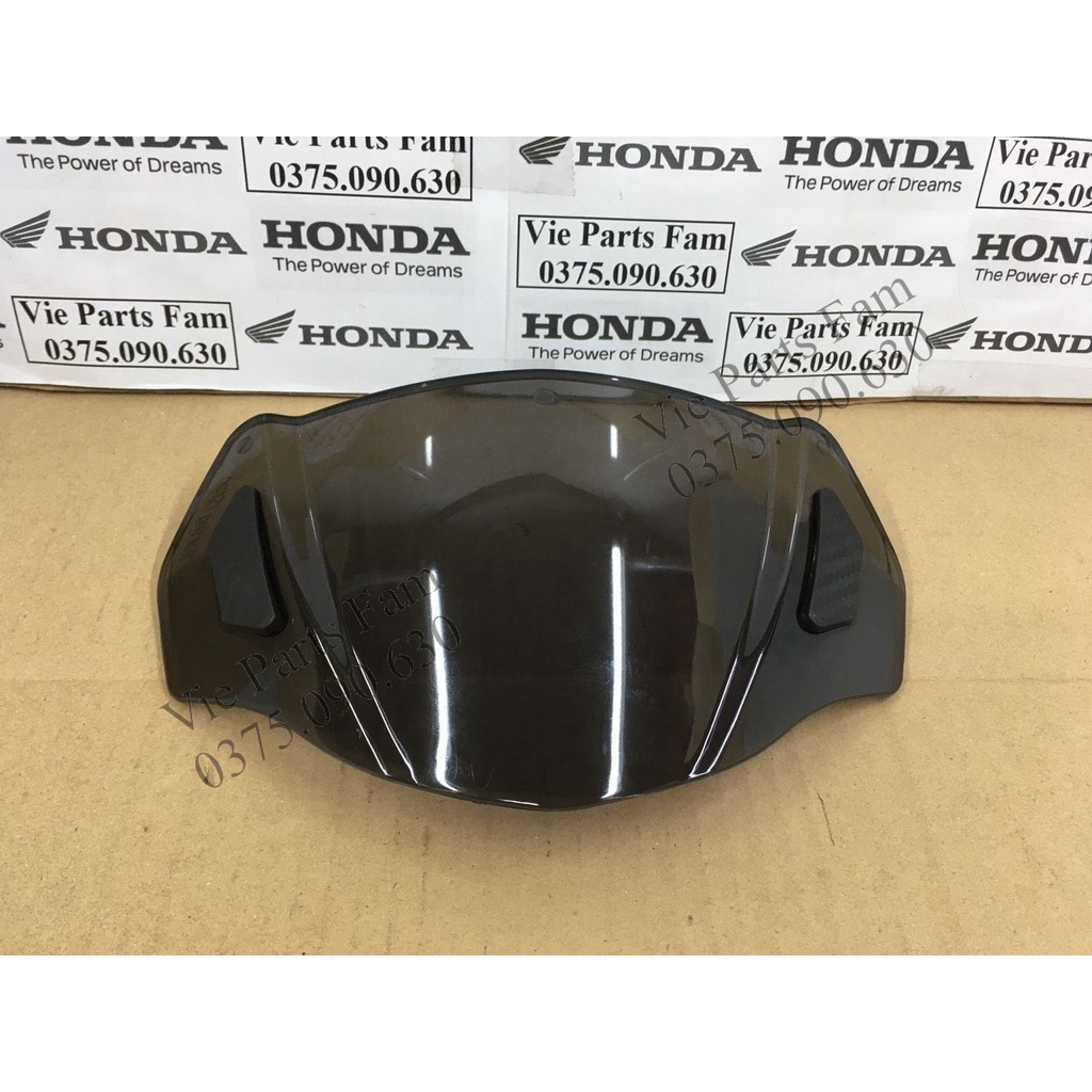 Mão chắn gió, kính chắn gió Winner V1, Winner đời đầu