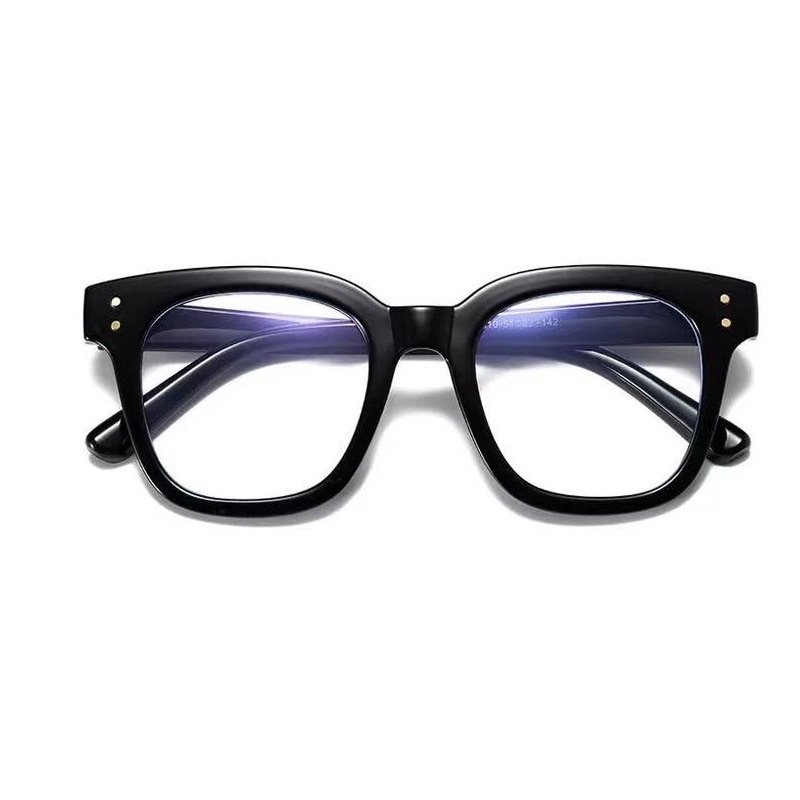 Kính nam nữ không độ chữ V thời trang