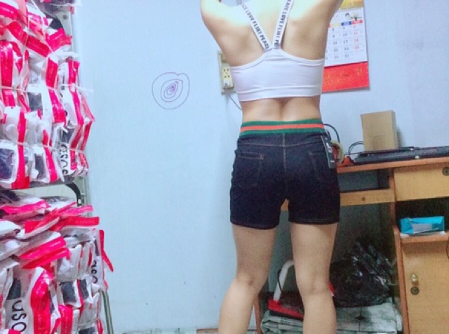 QUẦN ĐÙI LƯNG SỌC ĐỎ CÁ TÍNH