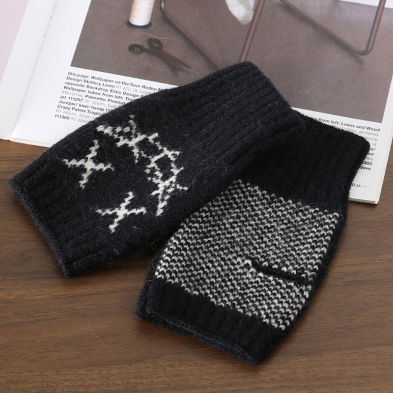 Găng Tay Len Hở Ngón Họa Tiết Hoạt Hình Dễ Thương