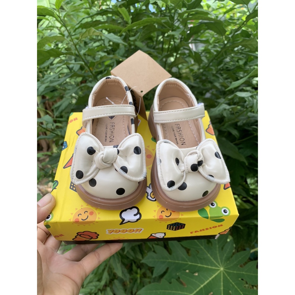 Giày búp bê cho bé gái - Giày bệt vintage chấm bi đính nơ dễ thương cho bé có quai dán chất da PU mềm C18 (sz21-sz30)