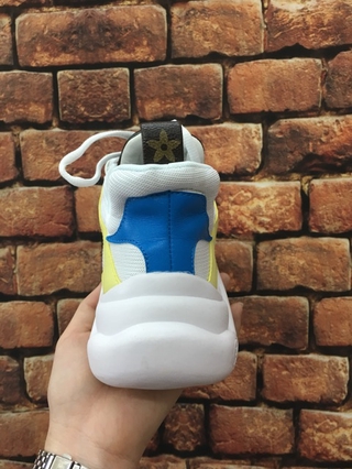 Giày thể thao louis vuitton
