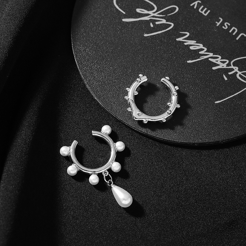 Bộ Hai Khuyên Kẹp Tai Hình Giọt Nước Đính Ngọc Trai Phong Cách Hàn Quốc Chất Lượng Cao Cá Tính Không Cần Xỏ Lỗ Cho Nữ