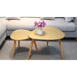 Bàn trà gỗ hình bầu dục