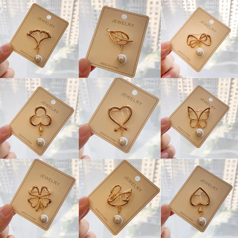 Ghim cài áo hình cỏ 4 lá đính ngọc trai sang trọng