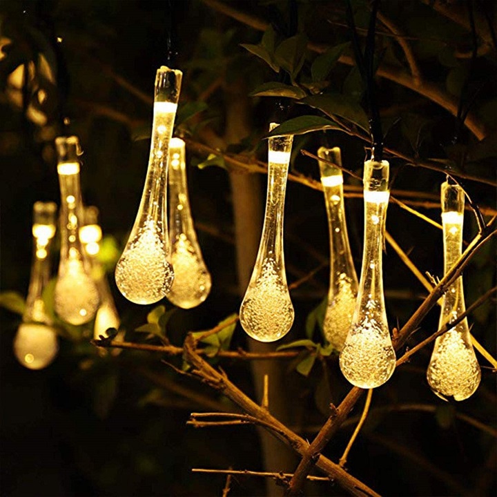 Đèn năng lượng mặt trời led dây 60 bóng hình giọt nước 11m 8 kiểu nháy có điều khiển