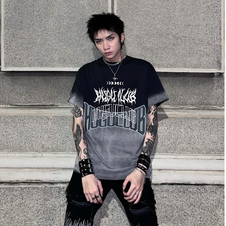 Áo thun unisex HUGU - Moon Club - chất vải cotton thoáng mát chuẩn form