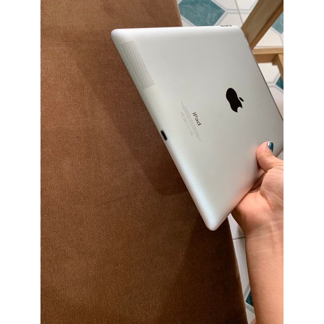 [Giá siêu tốt] Ipad 4 sử dụng sim 4G và wifi 32Gb trắng | BigBuy360 - bigbuy360.vn