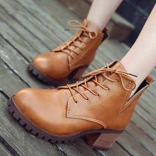 Giày đốc nữ cổ V buộc dây siêu xinh