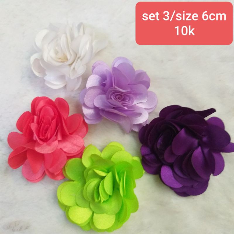 set Hoa trang trí ,size 4 cm dến 9cm.(1 set  )