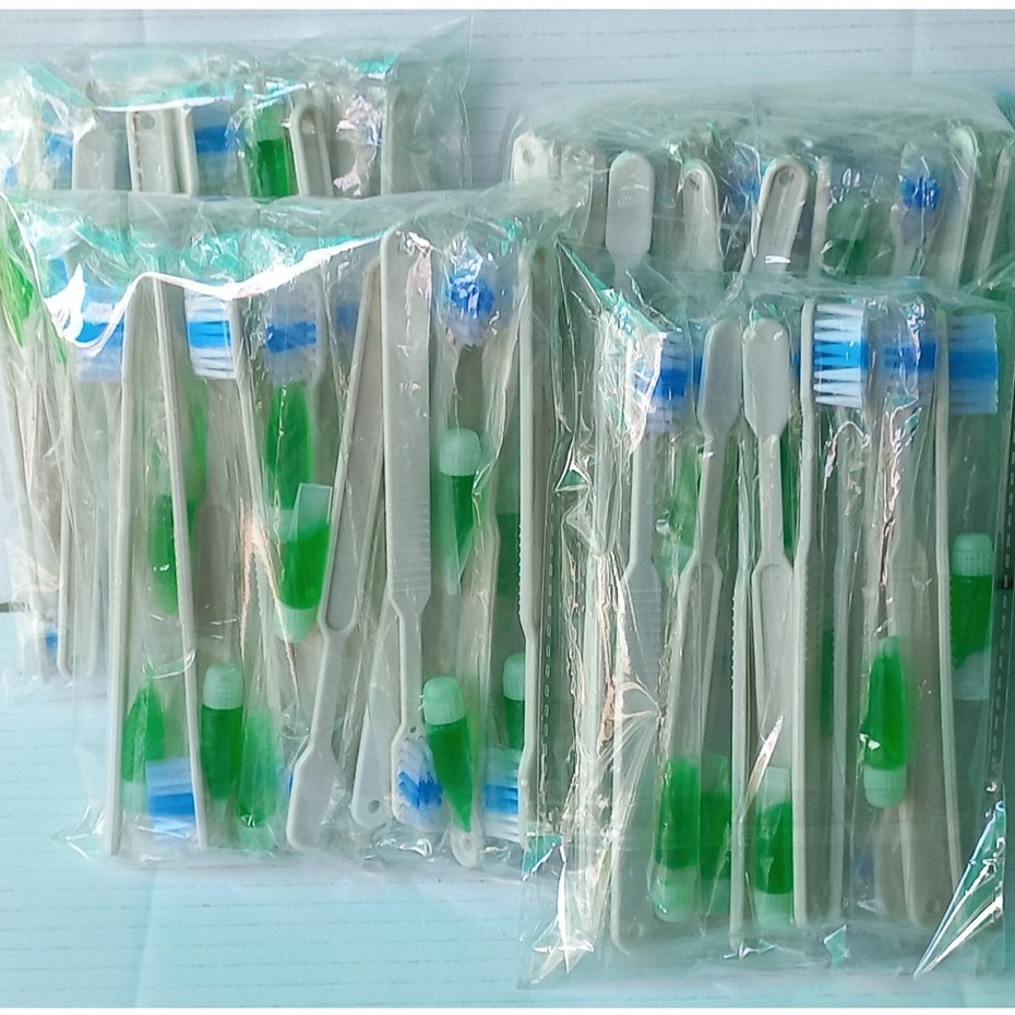 [loại1] 10 cây Bàn chải đánh răng khách sạn du lịch tặng kèm kem đánh răng