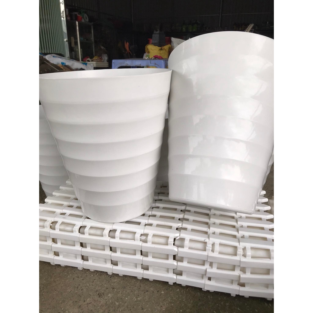 SÉT 3 Chậu nhựa tròn cao xoắn trồng cây,trồng hoa miệng 32 cm - cao 36 cm - đáy 20cm