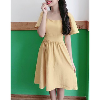 Đầm xoè cánh tên đan lưng