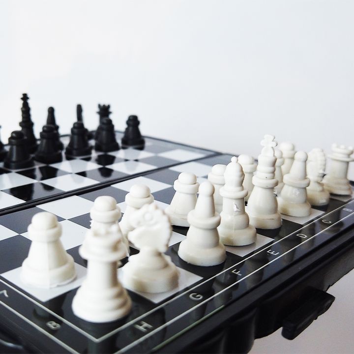 Bàn Cờ Vua Cao Cấp Thi Đấu Quốc Tế - Trò Chơi Đấu Trí Lên Chiến Thuật Đỉnh Cao