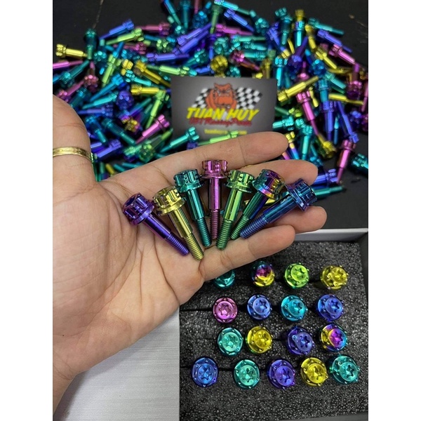 ốc tay thắng zin M6*32 Đầu SALAYA Titanium GR5 dành cho raider sonic , ex wave dream sirus msx NVX Nmax
