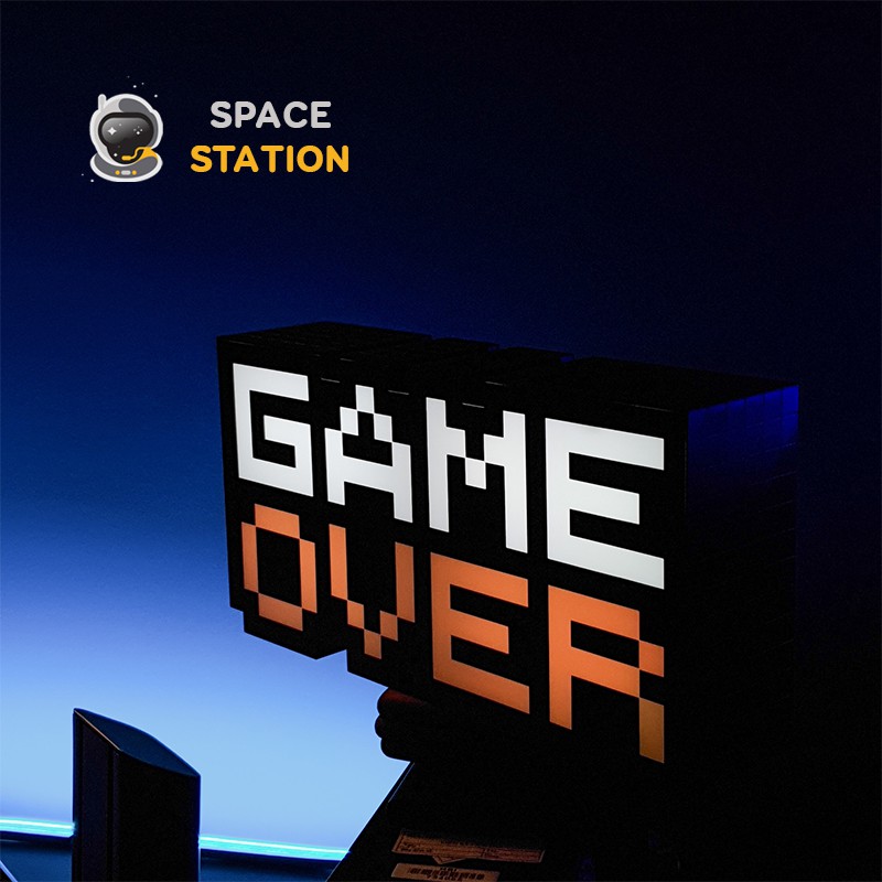 [Sẵn hàng] Đèn GAME OVER - trưng bày bàn máy tính, cảm biến theo nhạc - Space Station | BigBuy360 - bigbuy360.vn
