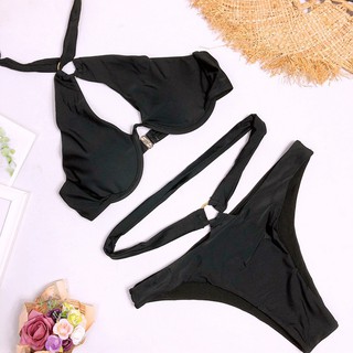 Bộ bikini có mút nâng ngực quyến rũ